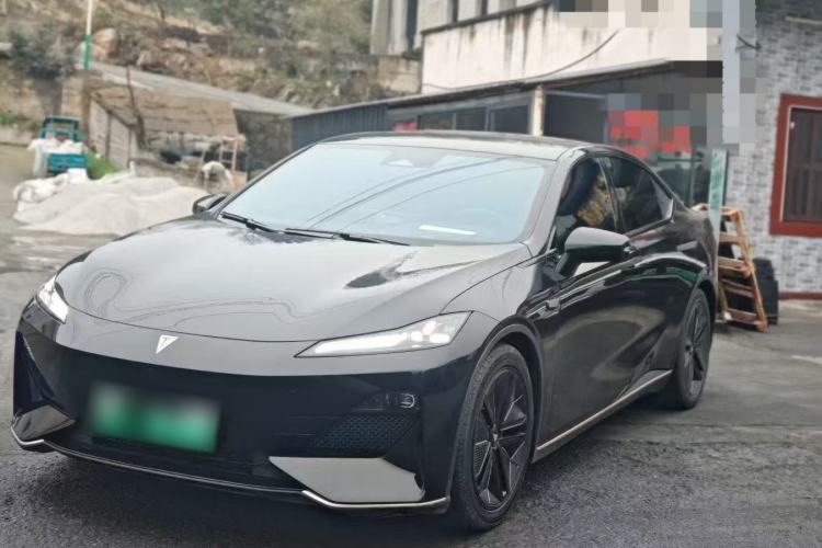 Used  SL03 2023 200Max Range-Extended Version
