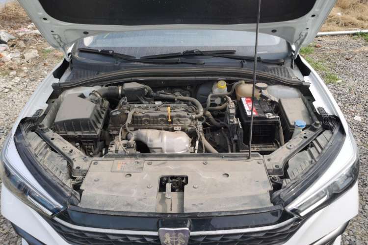 Used Roewe i5 2021 1.5L CVT Platinum Edition
