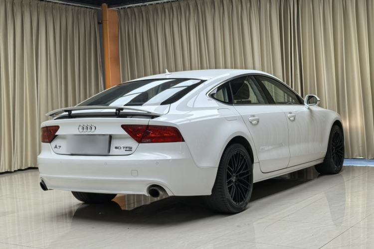 Used Audi A7 2013 50 TFSI quattro Comfort trim
