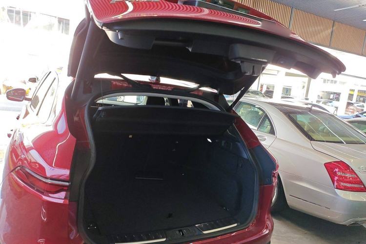 Used Jaguar F-PACE 2021 250 PS
