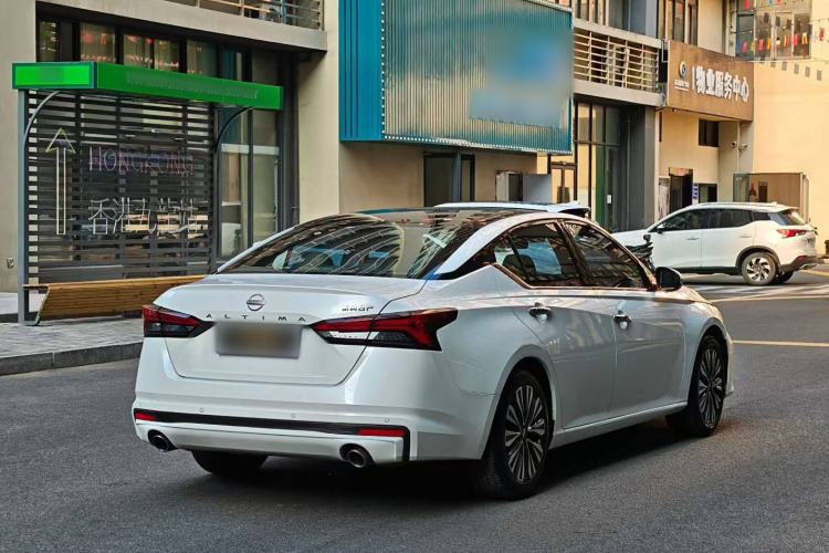 Used Nissan Teana 2022 2.0L XL-TLS Enjoyment Edition
