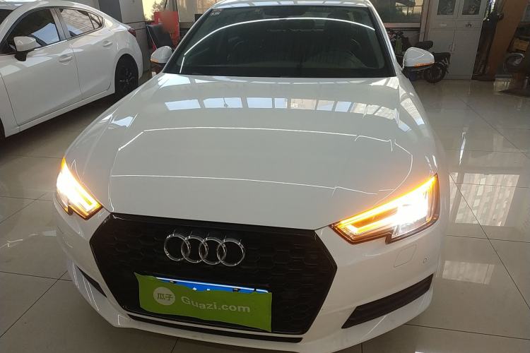 Used Audi A4L 2017 40 TFSI Fashion Model
