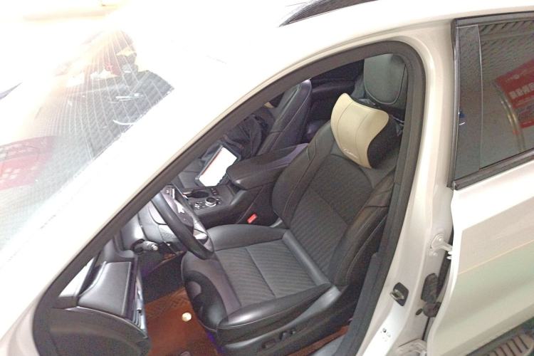 Used Cadillac XT4 2021 28T Two-Wheel Drive Tech Edition