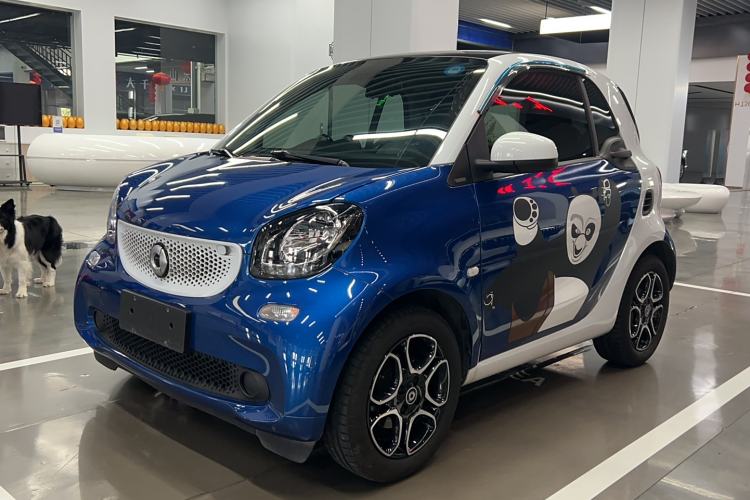 Used  fortwo 2019 0.9T 66kW Hardtop Wind Power Edition China VI
