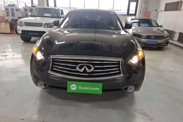 Used Infiniti QX70 2013 3.7L Standard Edition
