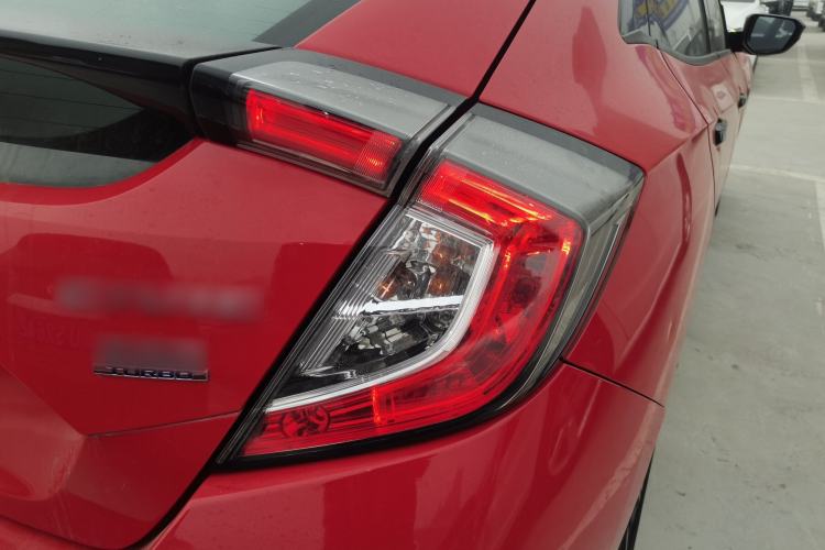 Used Honda Civic 2021 HATCHBACK 220TURBO CVT Trendy Cool Edition
