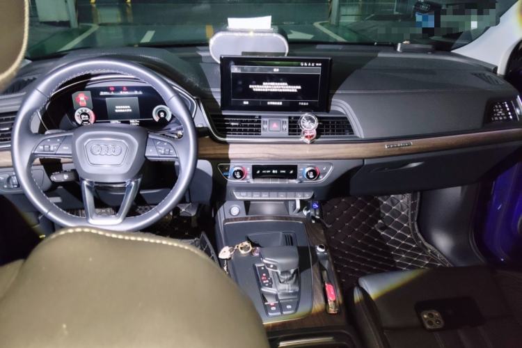 Used Audi Q5L 2022 40T Fashionable and Elegant Model