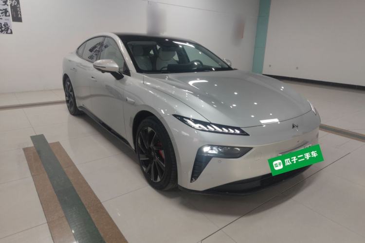 Used  eπ007 2024 540 All-Wheel Drive Pro Edition
