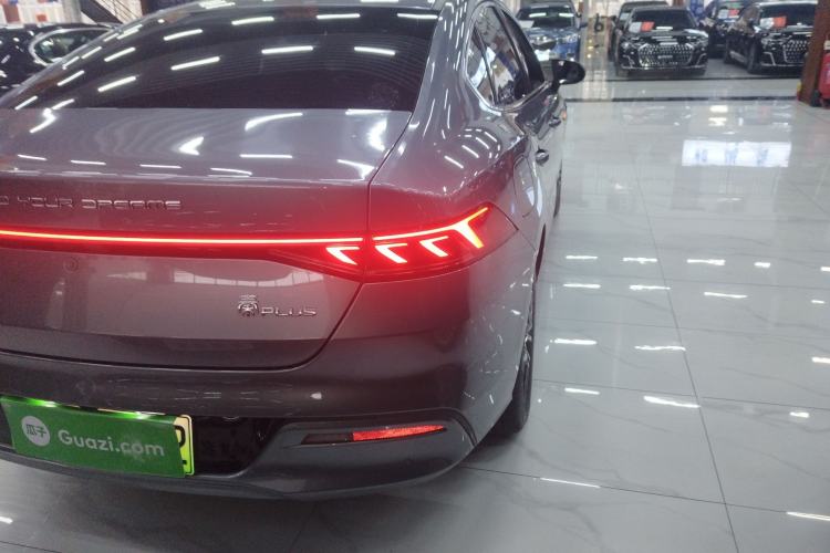 Used BYD Qin PLUS 2024 Honor Edition EV 420KM Leading Model
