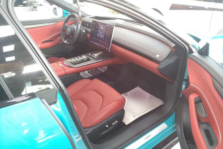 Used  SU7 2024 Four-Wheel Drive Ultra-Long Range Advanced Intelligent Driving Max Edition