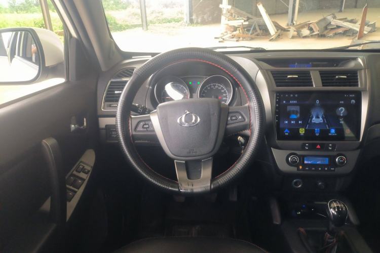 Used Geely Auto GX7 2014 2.0L Manual Luxury Version
