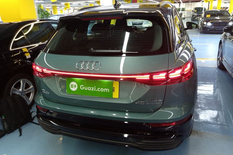 Used Audi Q5 e-tron 2022 40 e-tron Starlight Edition Mech Kit