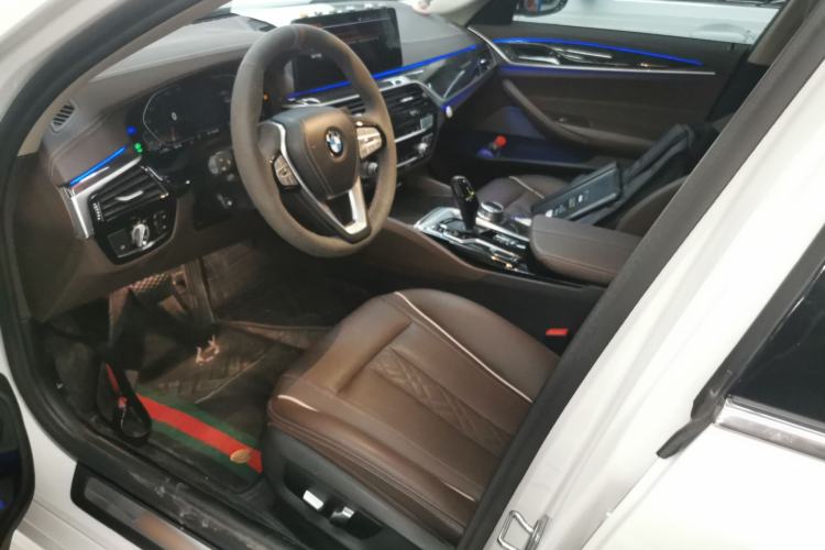 Used BMW 5 Series 2022 Restyled 525Li Luxury Package