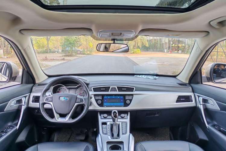 Used Geely Auto Emgrand X7 Sport 2016 1.8TD Automatic ZhiShang Model
