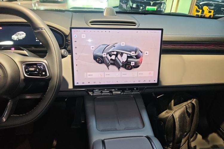 Used Zeekr 7X 2025 100 kWh Long-Range Rear-Wheel Drive with Intelligent Driving Features
