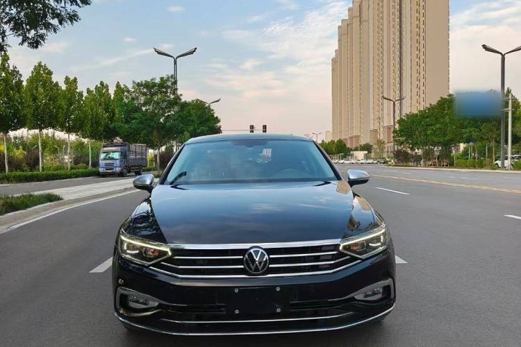 Used Volkswagen Magotan 2020 330TSI DSG Leading Model
