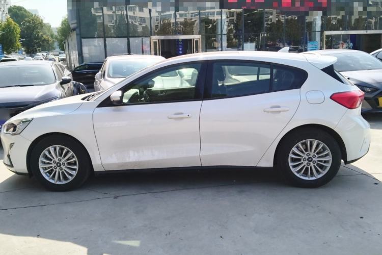 Used Ford Focus 2019 Hatchback EcoBoost 180 Automatic Trendy Model