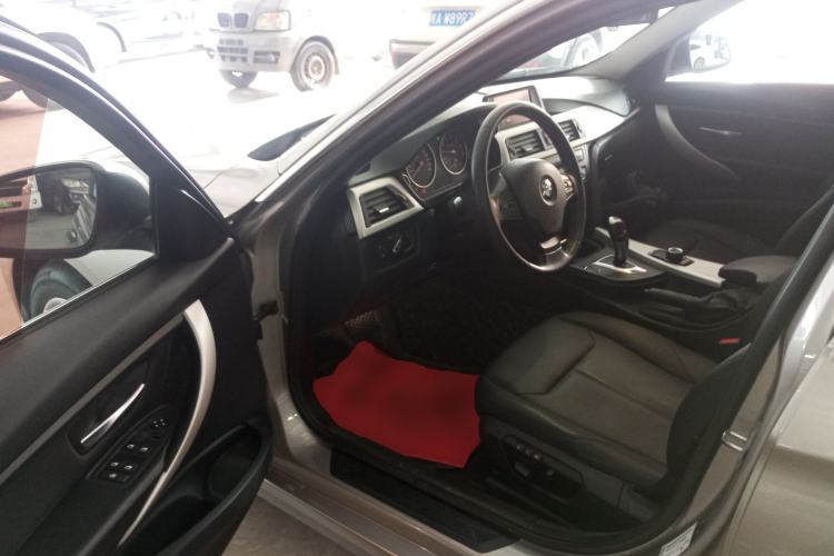 Used BMW 3 Series 2015 316Li Fashion Model
