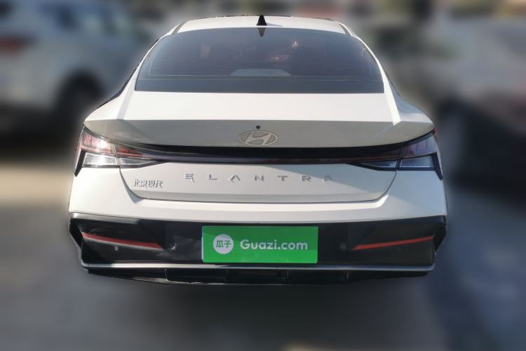 Used Hyundai Elantra 2023 1.5L CVT LUX Prestige Edition
