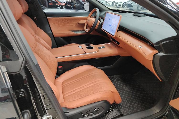 Used  S07 2025 215Max Deep Blue Intelligent Driving AD PRO Range-Extended Version
