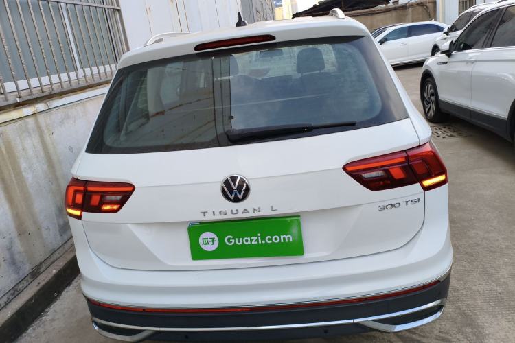 Used Volkswagen Tiguan L 2024 300TSI Automatic Two-Wheel Drive Smart Edition
