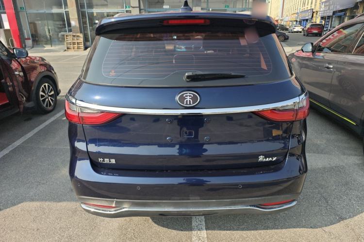 Used BYD Song MAX 2018 1.5T Automatic Smart Connect Elite Model with 6 Seats
