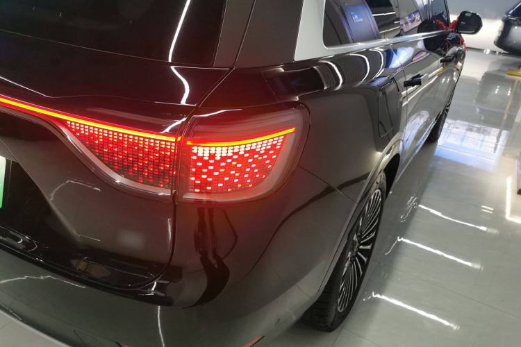 Used Hima AITO M9 2024 Range-Extended Ultra Version 42 kWh 6-Seater Model
