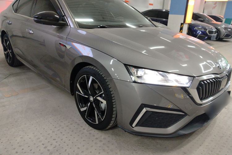 Used Skoda Octavia 2021 PRO TSI280 DSG Flagship Edition
