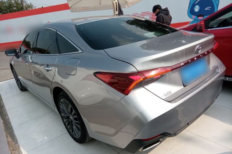 Used Toyota Avalon 2019 2.0L XLE Premium Edition China VI
