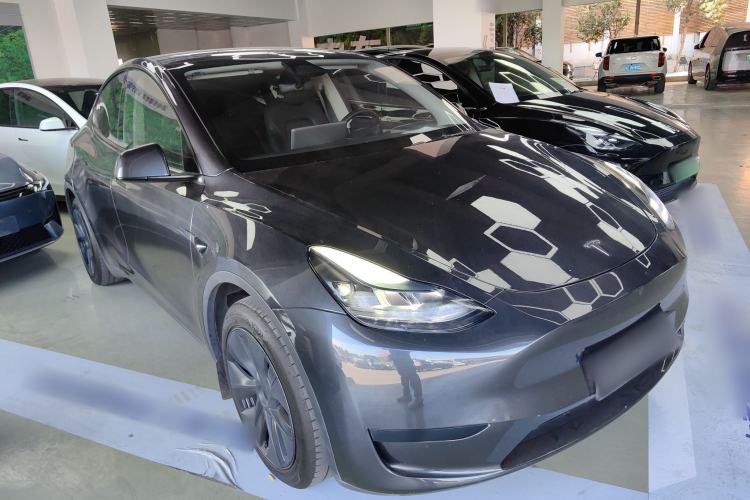 Used Tesla Model Y 2024 Rear-Wheel-Drive Version
