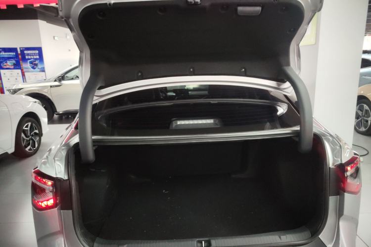 Used Toyota bZ3 2024 517 km Elite PRO