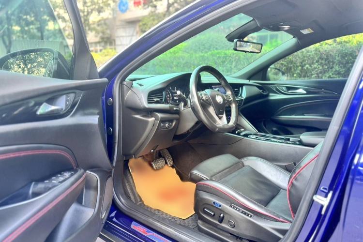 Used Buick Regal 2020 GS 28T Prestige Model
