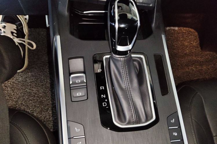 Used Wey VV5 2017 2.0T Flagship Edition
