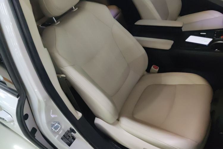 Used Toyota Sienna 2024 2.5L Hybrid Prestige Deluxe Edition
