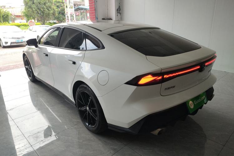 Used Changan UNI-V 2022 1.5T Prestige Version
