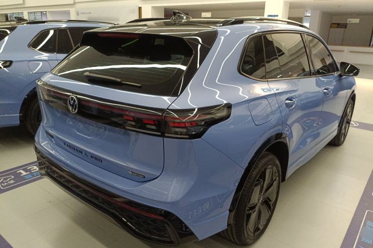 Used Volkswagen Tiguan L 2024 PRO 380TSI Four-Wheel Drive R-Line Prestige Edition

