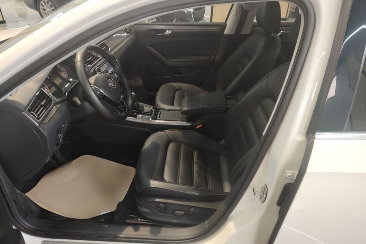 Used Volkswagen Passat 2016 280TSI DSG Prestige Edition
