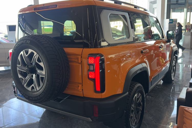 Used Beijing Auto BJ40 2024 2.0T All-New Urban Hunter Edition Ultimate Version