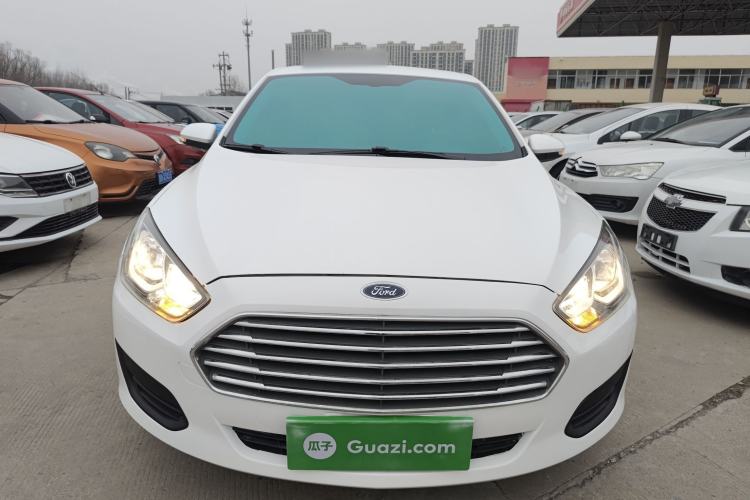 Used Ford Escort 2019 Revised Version 1.5L Manual Quality Enjoyment Type China VI Standard
