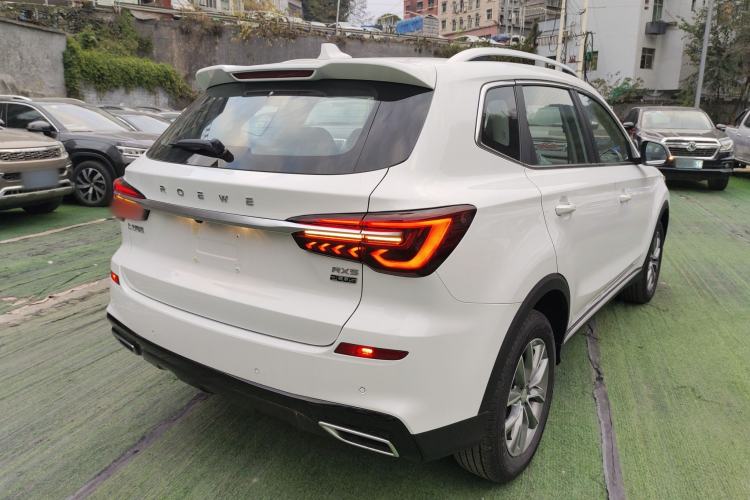 Used Roewe RX5 2023 PLUS 330TGI Automatic Trendsetting Smart Edition
