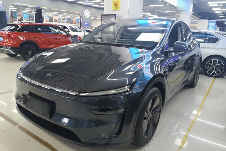 Used Tesla Model Y 2025 Rear-Wheel-Drive Version