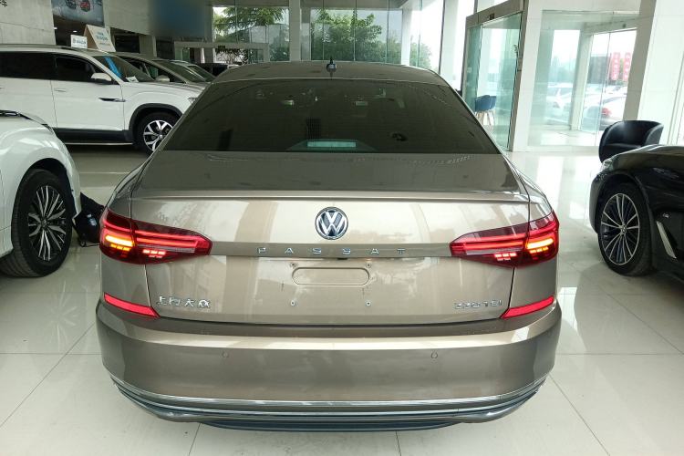 Used Volkswagen Passat 2019 330TSI Elite Edition China VI
