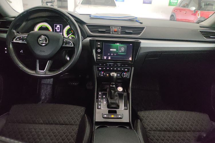 Used Skoda Superb 2018 TSI330 DSG Comfort Edition China VI Standard