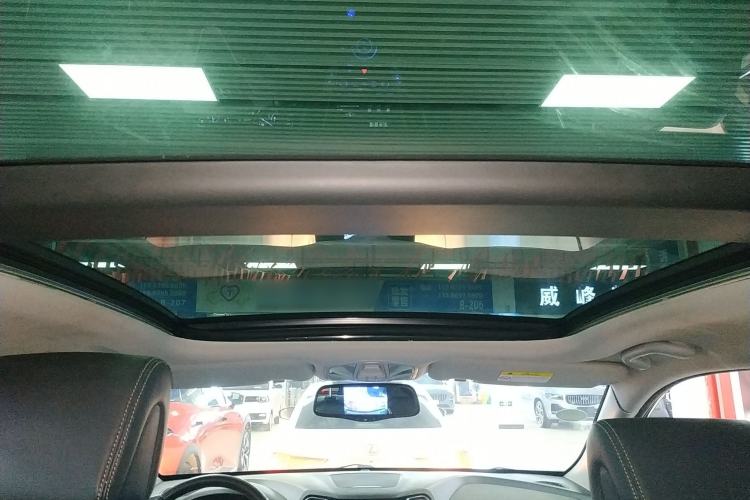 Used Hyundai Santa Fe 2017 2.0T Automatic Two-Wheel Drive Smart Version 7 Seats