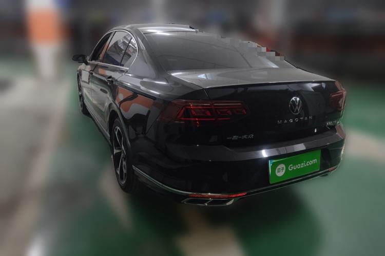 Used Volkswagen Magotan 2023 2 Million Units Limited Edition 330TSI DSG Leading Version
