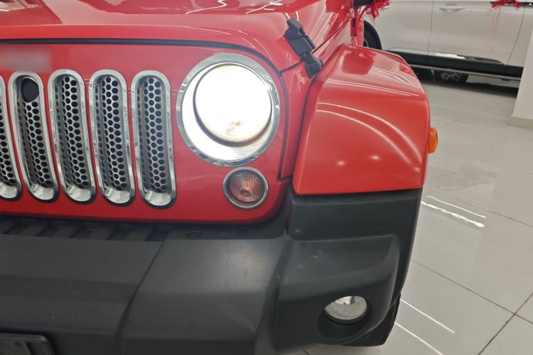 Used  Wrangler 2014 2.8TD Sahara Four-Door Edition