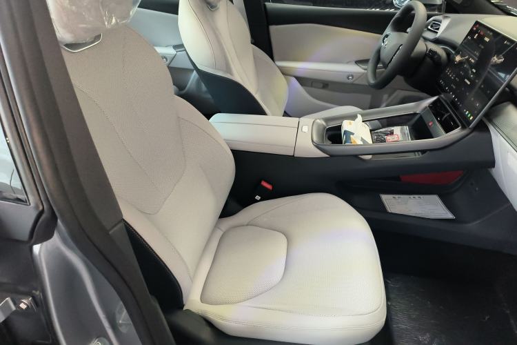 Used ARCFOX Alpha S5 