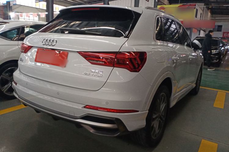 Used Audi Q3 2023 Updated 40 TFSI Fashionable and Dynamic Version
