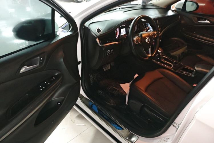 Used Buick Verano 2015 Sedan 20T Dual-Clutch Leading Model
