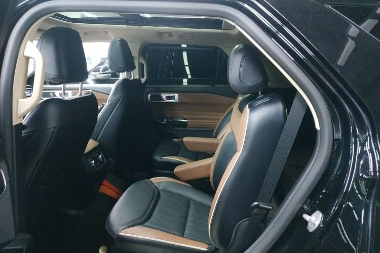 Used Ford Explorer 2023 EcoBoost 285 Four-Wheel Drive Titanium Edition 6 Seats
